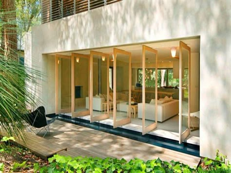 Bring the outside in! Pearl Beach, Cool Doors, Modern Beach House, Beach House Design, Modern Beach, Beach Living, Porch Patio, Patio Doors, Amazing Architecture