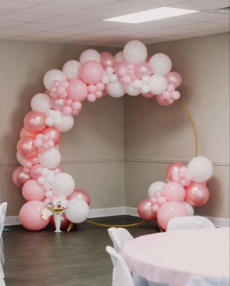 Pink White And Rose Gold Balloon Garland, Pink And White Balloon Arch Birthday, Pink And Rose Gold Balloon Arch, Pink Round Balloon Arch, Balloon Garland Pink And White, Soft Pink Balloon Arch, Ring Stand Balloon Decor, Pink Balloon Circle Arch, Light Pink And White Balloon Arch