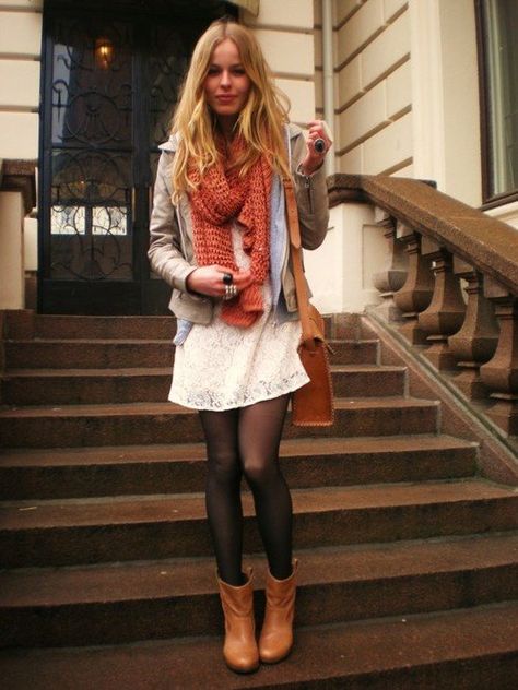 53 Extremely Cool Outfits with Scarf Bohemian Outfit, Outfit Boho, Bohol, Looks Street Style, Skirt Outfit, Looks Chic, Looks Style, Mode Inspiration, Hippie Style