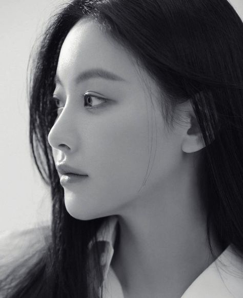 Asian Actress, Oh Yeon Seo, Pretty Nose, Face Profile, Nose Surgery, Asian Celebrities, Korean Actresses, Korean Actress, Dark Wallpaper