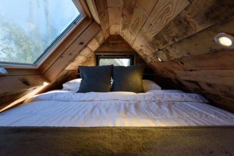 12 of Seattle's coolest and craziest Airbnb rentals Tiny House Bedroom, Tiny Houses For Rent, Tiny House Loft, House Loft, A Frame Cabin, Attic Bedroom, A Frame House, Bedroom Loft, Tiny House Living