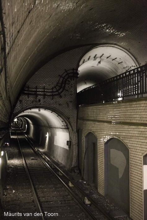 "Mirabeau, Paris Métro" by Maurits van den Toorn. Subway Tunnel, Underground Subway, Metro Paris, Paris Metro, Subway Station, U Bahn, London Underground, Metro Station, Environment Design