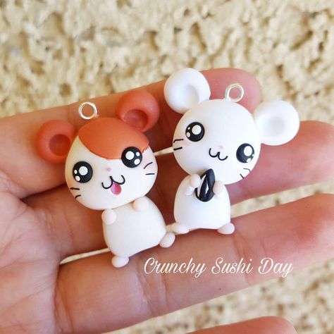 Here are some Hamtaro inspired hamsters I made for the collab group @clayzoobabies I'm in.  The theme was your first pet and mine were… First Pet, Play Clay, How To Make Clay, Clay Art Projects, Diy Resin Crafts, Fimo Clay, Clay Figures, Polymer Clay Charms, Diy Clay Crafts