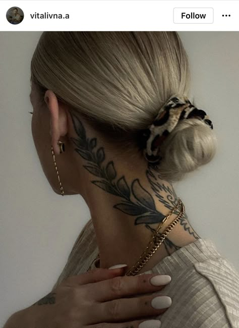 Hair Tattoo Girl, Ivy Aesthetic, Lovelight Farms, Blonde Tattoo, Tattoo Nails, Tattooed Girl, Tattoo Time, Girls With Tattoos, Hair Portrait