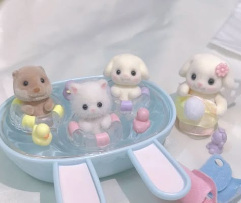 Critters 3, Calico Critters Families, Small Toys, Little Critter, Sonny Angel, Mini Things, Cute Stuffed Animals, Sylvanian Families, Cute Little Things