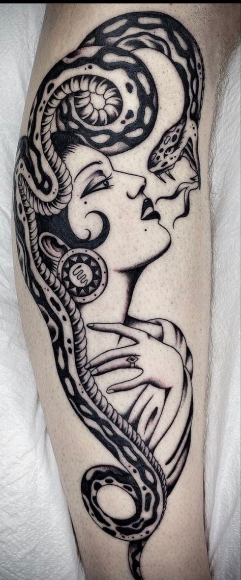 Eve Tattoo, Traditional Tattoo Woman, Traditional Snake Tattoo, Traditional Black Tattoo, Club Tattoo, Tattoo Apprenticeship, Traditional Style Tattoo, Sick Tattoo, Pin Up Tattoos