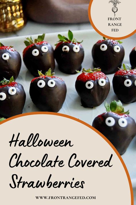 These Easy Halloween Chocolate Covered Strawberries are the perfect treat for your Halloween party. 3 ingredients, no baking involved, and they take just minutes to prepare. Chocolate Covered Strawberries For Halloween, Strawberry Halloween Treats, Halloween Chocolate Strawberries, Halloween Strawberries, Fun Dessert Recipes, Halloween Chocolate Covered Strawberries, Bake Halloween, Witch Tea, Halloween Sleepover