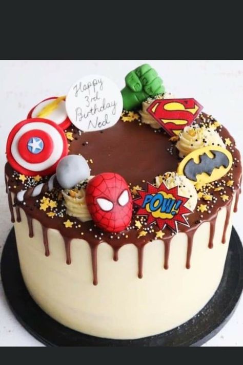 Avengers Birthday Decorations, Marvel Birthday Cake, Batman Themed Birthday Party, Marvel Birthday, Birthday Cake Decorations, Spiderman Birthday Cake, Geometric Cake, Marvel Cake, Cake Image