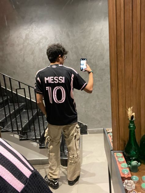 Soccer Men Outfit, Soccer Jersey Aesthetic Outfit Men, Jersey Aesthetic Outfit Men, Jersy Outfits Men, Outfits With Mexico Jersey, Jersey Outfit Men Soccer, Mens Soccer Jersey Outfit, Inter Miami Jersey Outfit, Messi Jersey Outfit