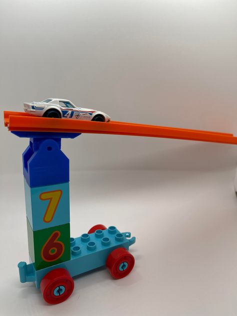 Hotwheels Track, Track Fits, Die Cast Cars, Christmas Train Set, Hot Wheels Track, Kids Playroom Decor, 3d Printing Projects, Lego Pieces, Hot Wheel