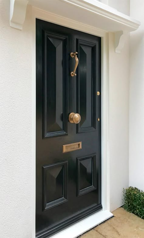 Front Door Ideas Traditional, Historic Home Front Doors, English Front Doors Entrance, Modern Victorian Front Door, Period Front Door, Black Victorian Front Door, British Front Doors, Black Wooden Front Door, Victorian Doors Front Entrance