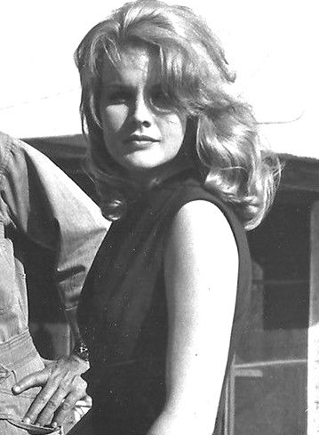 Carroll Baker Station Six Sahara publicity shot Carroll Baker, Queen Ii, Film Lovers, Talking Heads, Blonde Bombshell, Pretty Woman, Movie Stars, Hair Makeup, Hollywood