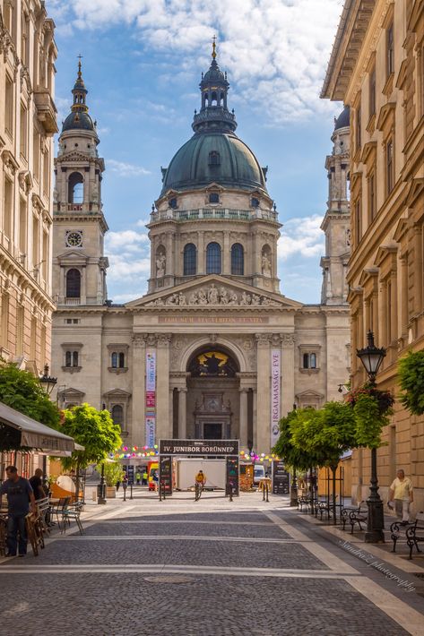 St .Stephen's Basilica - Budapest -  SandraZ Budapest St Stephens Basilica, St Stephen Basilica Budapest, St Stephens Basilica Budapest, Environmental Drawing, Hungary Aesthetic, Budapest Architecture, Budapest Vacation, Budapest Aesthetic, Building Aesthetic