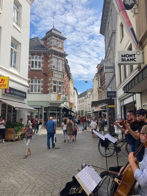 Oldenburg Germany, Life Vision, Life Vision Board, Uni Life, Oldenburg, Vision Board, Street View, Germany, Writing