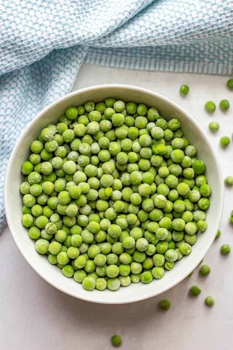 Frozen peas are an easy, delicious and versatile veggie to keep on hand. Check out these ideas and recipes for ways to use them. #peas #frozenveggies #frozenfood Salmon And Peas, Pea Puree, Vegetable Salads, Creamy Peas, Vegetable Salad Recipes, English Peas, Garden Vegetable, Seared Salmon, Salmon Dishes