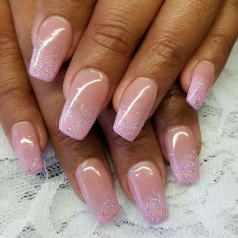 Silver And Light Pink Nails, Silver And Pink Glitter Nails, Pink Silver Nails Glitter, Light Pink Nails With Glitter, Light Pink Sparkle Dip Powder Nails, Light Pink Chrome, Light Pink Nails Silver Glitter, Pink Nails With Glitter, Nails Light Pink