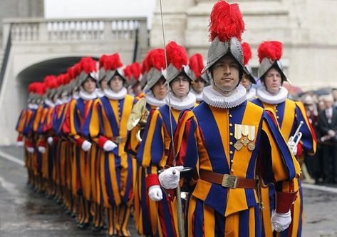 The Pope’s Private Army – 10 Cool Facts About the Vatican’s Swiss Guards – MilitaryHistoryNow.com Swiss Guard, Liturgical Seasons, Aztec Culture, Sistine Chapel, Pope John, Roman Catholic Church, Vatican City, Military Equipment, Catholic Church