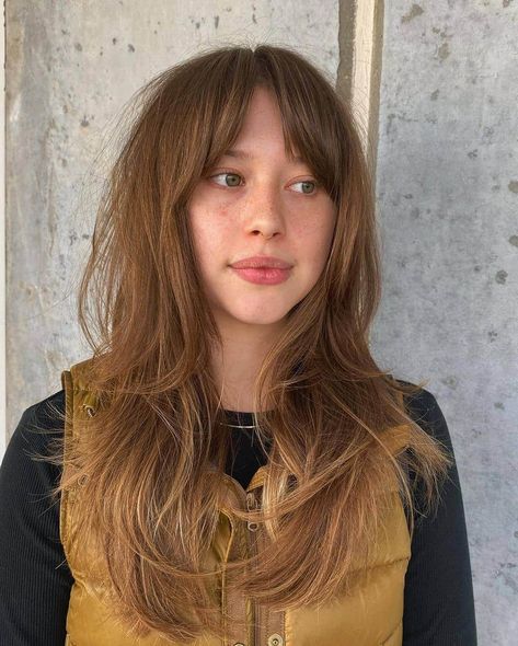 Bottleneck Bangs, Trendy Curtain Bangs, Bangs Styles, Feathered Hair Cut, Feathered Bangs, Choppy Bangs, Updo Styles, Haircuts For Wavy Hair, How To Style Bangs