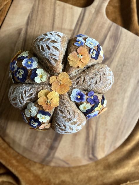 Bread With Edible Flowers, Earl Grey Bread Recipe, Sourdough Bread Paint, Lavender Sourdough, Sourdough Art, Painted Bread, Flower Bread, Bread Scoring, Fairy Food