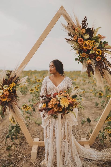 Fall Sunflower Weddings, Bohemian Maternity Dress, Clover Dress, Wedding Dress Elopement, Bohemian Maternity, Vintage Lace Dress, Bohemian Lace Dress, Western Themed Wedding, Lace Bridal Robe