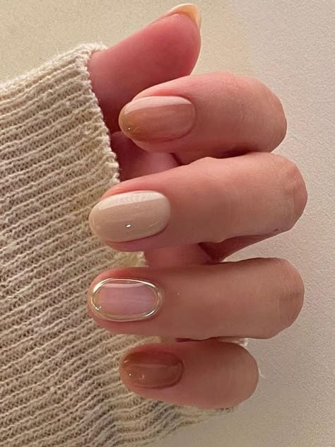 Cool Tones Nails, One Tone Nails, Korean Fall Nail Art, Minimalist Autumn Nails, Nail For Autumn, Fall Nails Korean, Korean Autumn Nails, Fall Korean Nails, Nail Cute Korean