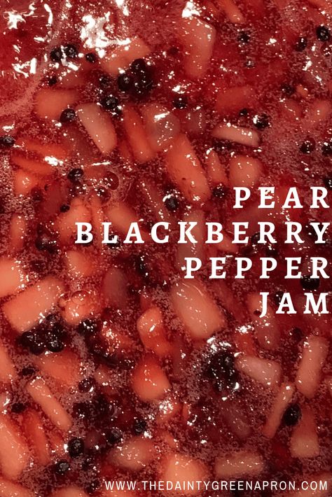 Jams And Jellies Recipes, Pepper Jam Recipe, Pear Blackberry, Canning Fruit Recipes, Pepper Jam, Pepper Jelly Recipes, Holiday Treats Recipes, Making Jam, Vintage Recipe Box