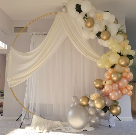 Rice Weaning Ceremony Decoration, Lawn Wedding Decor, Instagram Gönderi, Artificial Flower Arch, Balloon Arch Frame, Lawn Wedding, Reception Stage Decor, Balloon Curtains, Birthday Party At Home