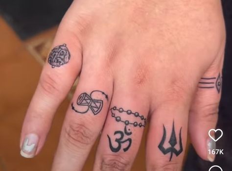 Lord Shiva Hand Tattoo, Shiva Hand Tattoo, Lord Shiva Hand, Shiva Hand, Fate Tattoo, Tattoo Machine Art, Tattoo Planet, Aztec Tattoo Designs, Bike Tattoos