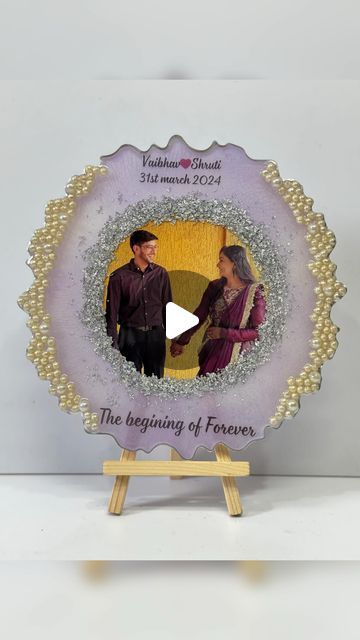 Kajal shah on Instagram: "Our another best seller resin photo frame😍  Size:- 8inch Price:- ₹1100/- free shipping Comes with wooden stand. (For metal stand ₹150/- extra)  Making & delivery time 15-20days  Can be customised according to your choice DM TO ORDER on WhatsApp- 8866726122  #resin #resinart #resinphotoframe #resinphotoframes #resingifts #birthdaygift #anniversarygift #uniquegifts #photoframe #giftsforher #giftsforhim #personalisedgifts #processvideo #reels #reelsinstagram #viralvideos #trendingaudio #newaudio #reelsinstagram" Photo Frame Resin Art, Resin Photo Frame Ideas, Resin Art Photo Frame, Resin Photo Frame, Resin Photo, How To Make Resin, Resin Crafts Tutorial, Hanuman Pics, Resin Frame