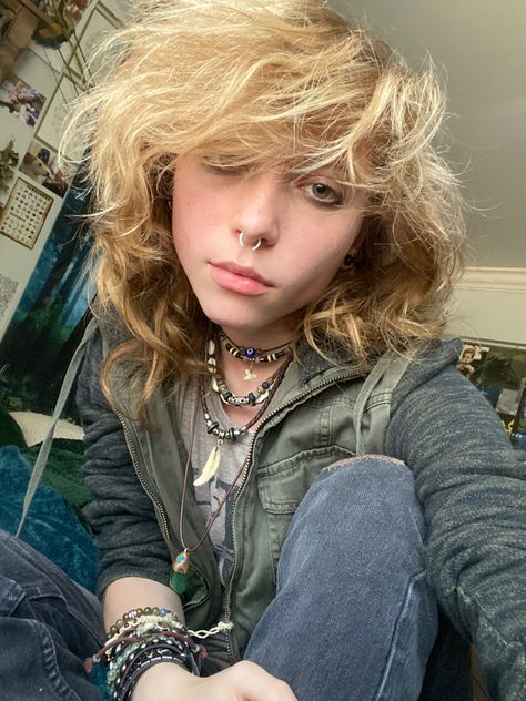 post apocalyptic core outfit inspo fluffy haircut Apocalyptic Core, Fluffy Haircut, Curly Hairstyles Ideas, Fluffy Curly Hair, Hairstyles Ideas, Curly Hairstyles, Post Apocalyptic, Hair Care Routine, Hair Care Tips