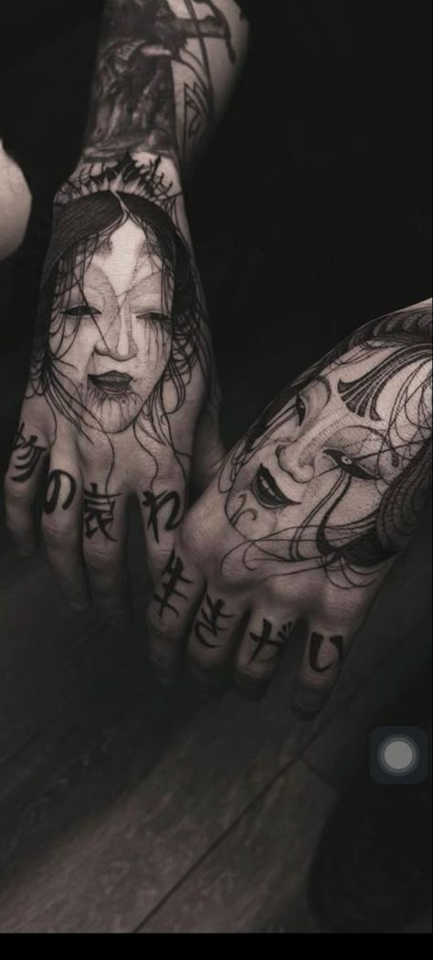 Japanese Hand Tattoos, Chaos Tattoo, Oni Tattoo, Blackout Tattoo, Clever Tattoos, Fire Tattoo, Horror Tattoo, Japan Tattoo, Hand Tattoos For Guys