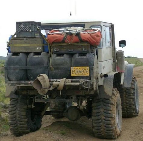 Suburban Men Toyota Fj40, Bug Out Vehicle, Toyota 4x4, Off Road Vehicle, Overland Vehicles, Road Vehicle, Toyota Trucks, Expedition Vehicle, 4x4 Trucks