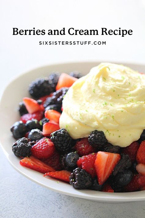 Berries With Cream, Berries And Whipped Cream Dessert, Fruit And Cream Dessert, Berries And Cream Dessert, Berries And Cream Recipe, Light Summer Desserts, Fruit And Cream, Danish Dessert, Tasty Sweets