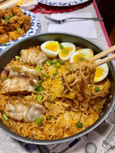 Beyond-my-thoughts: Cheesy Ramen Kujirai Ramen, Cheesy Ramen, Cheese Ramen, Perfect Eggs, Kitty Accessories, Soft Boiled Eggs, Ramen Recipes, Food Therapy, Have A Good Weekend