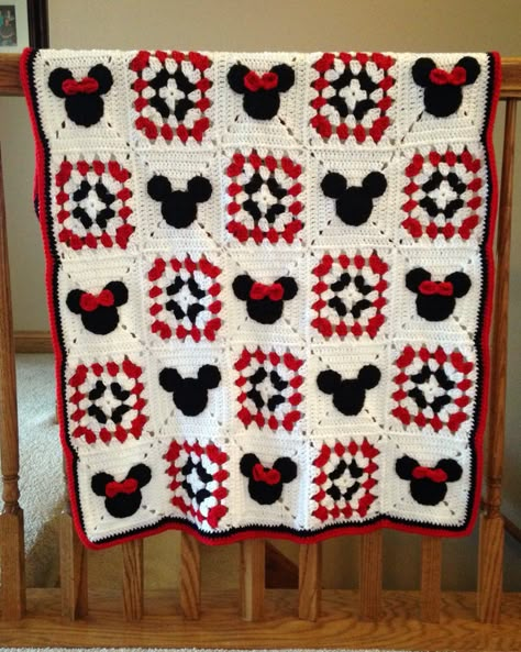 Mickey Granny Square, Disney Granny Square Crochet Pattern, Mickey Mouse Granny Square Pattern, Mickey Crochet Blanket, Disney Baby Blanket Crochet, Crochet Mickey Mouse Blanket, Disney Granny Square Crochet, Disney Granny Square, Crochet Disney Blanket