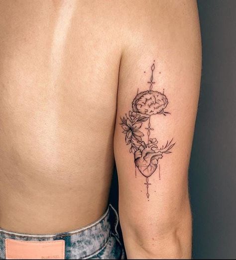 Triceps Tattoo Woman, Tricep Tattoos Women, Tattoos With Words, Healthcare Tattoo, In Between Chest Tattoo Female, Tricep Tattoos, Quotes Female, Full Hand Tattoo, Cuff Tattoo