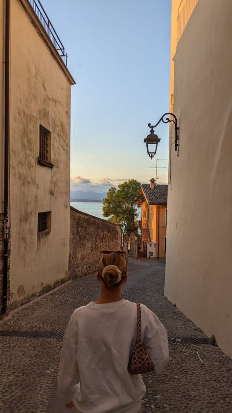 Lake Garda Lake Garda Italy Aesthetic, Lake Garda Aesthetic, Vision Pictures, Sirmione Lake Garda, Lake Garda Italy, Garda Lake, Italian Lakes, Summer Hike, Lake Photos