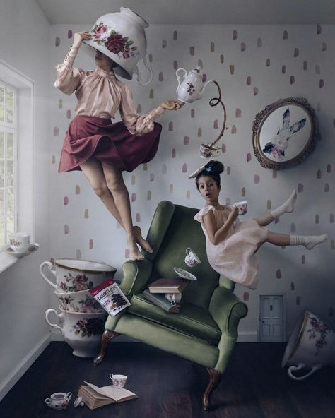 Whimsical Photography, Levitation Photography, Creation Photo, Creative Photography Techniques, Mad Tea Party, Fantasy Photography, Surrealism Photography, Composition Photography, Conceptual Photography