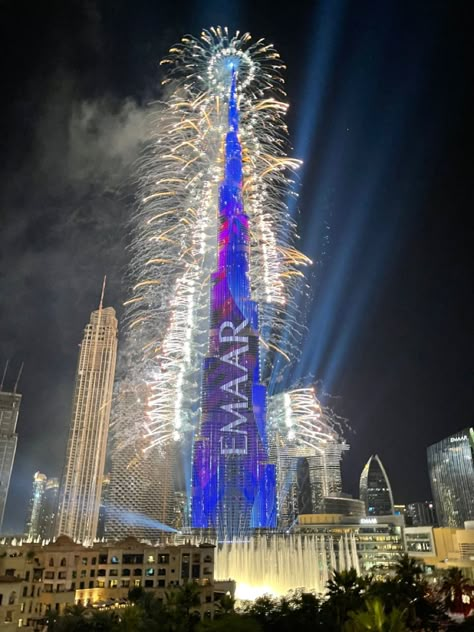 Happy New Year 2024 Dubai, Dubai New Year Video, New Year Dubai, Burj Khalifa Fireworks, Dubai December, New Year In Dubai, Dubai New Year, Fireworks Video, Nye Fireworks