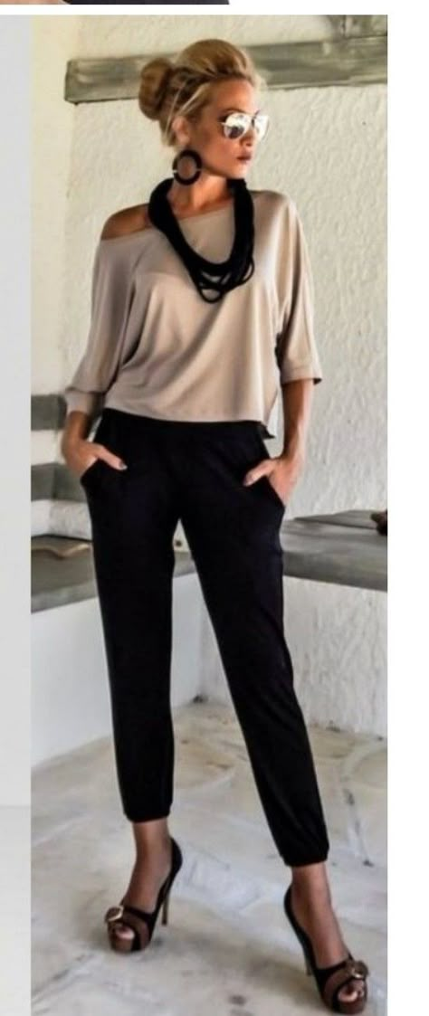 Stylish Outfits For Women Over 50, 60 Fashion, Mode Casual, Stylish Clothes For Women, Casual Work Outfits, Looks Chic, Fashion Over 50, 50 Fashion, Business Casual Outfits