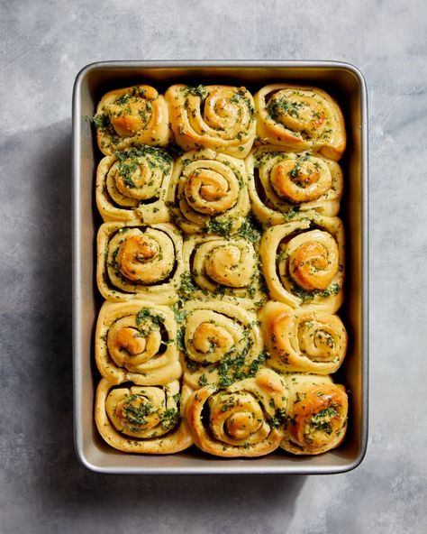 Garlic-Swirl Rolls Recipe | Kitchn Parsley Recipes, Garlic Knots, Baked Rolls, Savory Bread, Homemade Dough, Rolls Recipe, Meat Free, Red Meat, Garlic Butter