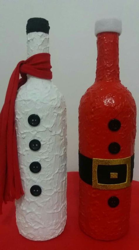 Holiday Wine Bottle Crafts, Santa Wine Bottle, Wine Bottle Crafts Christmas, Wine Bottle Project, Decoupage Jars, Christmas Wine Glasses, Winter Wreath Diy, Bottle Centerpieces, Glass Bottle Diy