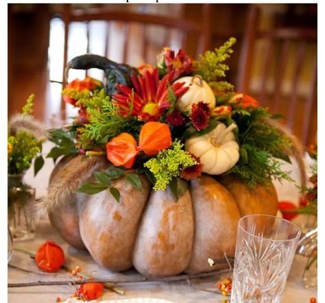 Diy Thanksgiving Centerpieces, Gala Decor, Pumpkin Floral Arrangements, Outside Fall Decor, Fall Centerpieces, Pumpkin Arrangements, Fall Table Centerpieces, Thanksgiving Decorations Diy, Fall Flower Arrangements