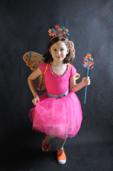 Fairy butterfly diy costume easy pasta costume. great for last minute! | Project Kid Homemade Fairy Costume, Fairy Dress Diy, Grocery Store Aisle, Simple Halloween Costume, Fairy Diy, Fairy Costume Diy, Pasta Easy, Butterfly Costume