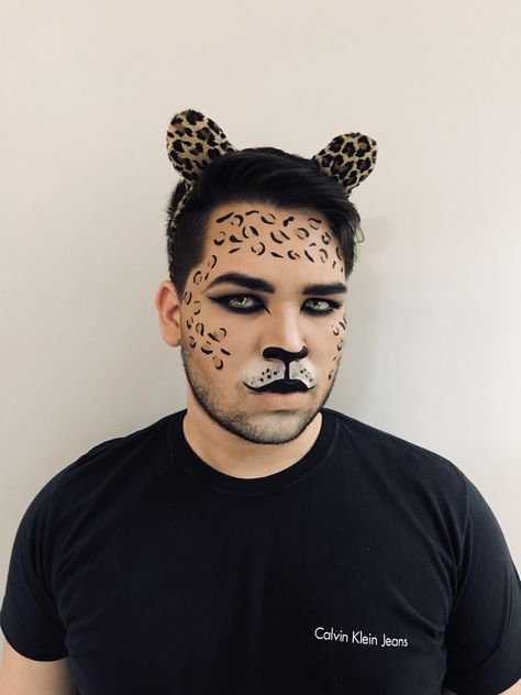 Male Cat Costume, Jaguar Makeup Halloween, Jaguar Makeup, Jaguar Costume, Cheetah Face Paint, Leopard Face Paint, Leopard Makeup Halloween, Cheetah Costume, Cat Halloween Makeup