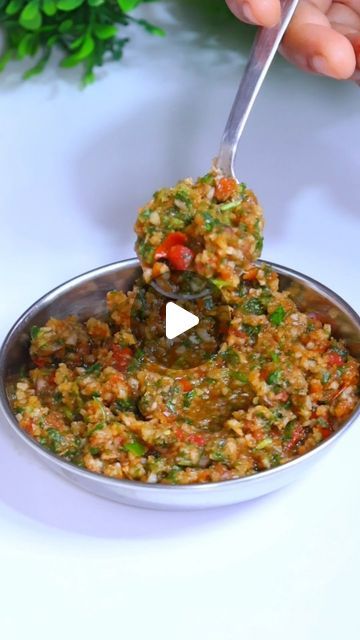 sangeeta saini on Instagram: "Mooli ki chutney   #chutney #mooli #raddish #chatni #indianfood #cooking #lunch #dinner #recipe #trending #viral #reels #reelsinstagram #reel #gamousfood #winter #winterfood #winterrecipes" Chatni Recipes, Gujrati Recipe, Cooking Lunch, Cooking Book, Indian Cooking Recipes, Viral Reels, Chutney Recipes, Indian Cooking, Curries