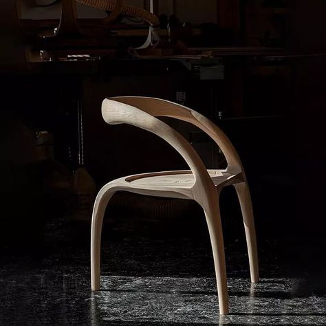 The Éasca dining chair is a handcrafted, ergonomic chair that allows good sitting posture and gives comfortable support to both arms and back. The name translates as free flowing chair in reference to the organic line and sensuous transition between legs, backrest, and seat. As part of the Éasca collection, the aim is to invite an intuitive response from people. As they interact with the work, conversation is created in that space. By @eskerdesign_furniture . . . Use #chairtag @chair.tag Organic Lines, Sitting Posture, Free Flowing, Ergonomic Chair, Dining Chair, Dining Chairs, Furniture, Design