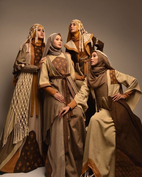 Modest Fashion Ideas, Modest Fashion Muslim, Islamic Wear, Nobody Asked, Fashion Design School, Batik Fashion, Fashion Muslim, Fashion Institute, Muslimah Fashion Outfits