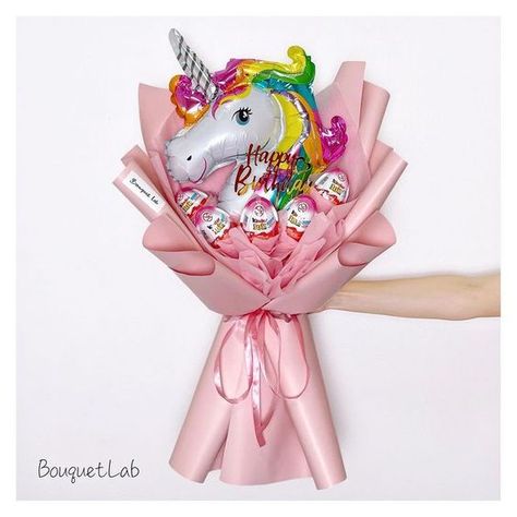 Kid Bouquet Ideas, Kinderjoy Bouquet, Unicorn Bouquet, Balloon Bouquet Delivery, Flower Boquet, Bouquet Delivery, Unicorn Balloon, Diy Toddler, Gift Bouquet