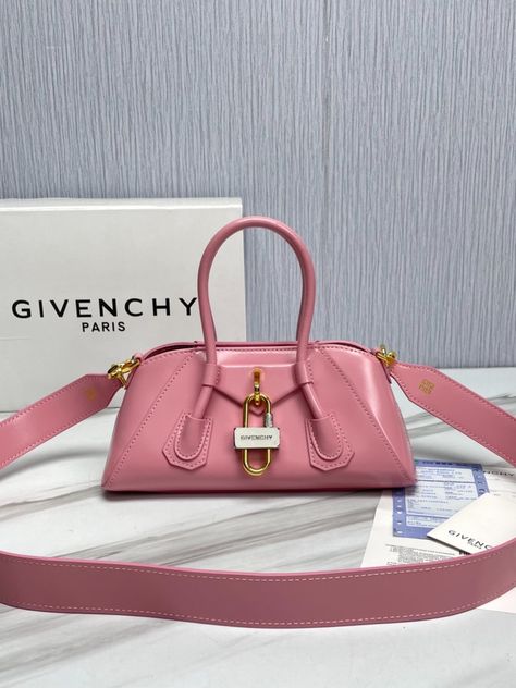 Colestore Givenchy Antigona Stretch Pink 22*12*8 Top Quality, Handbags, Newest Bag, Lowest Price. Whatsapp (+84) 562068220 - Instagram: colestore_ru #bags #fashion #shoes #style #accessories #handmade #handbags #shopping #onlineshopping #love #bagsforsale #fashionstyle #fashionista #leather #slingbag #purse #fashionblogger #luxury #backpack #clutch #totebag #baglover #trendy #viral #colestore #lowestprice #highquality #checkitbeforeshipping Luxury Backpack, Givenchy Antigona, Givenchy Paris, Quality Handbags, Handmade Handbags, Accessories Handmade, Bags Fashion, Style Accessories, New Bag